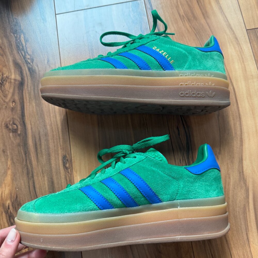 Gazelle Bold Platform Womens Lifestyle Shoes (Green/ Blue) - Picture 2 of 6